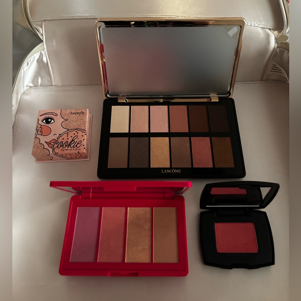 Lancome Makeup Palette Set - 4 piece bundle